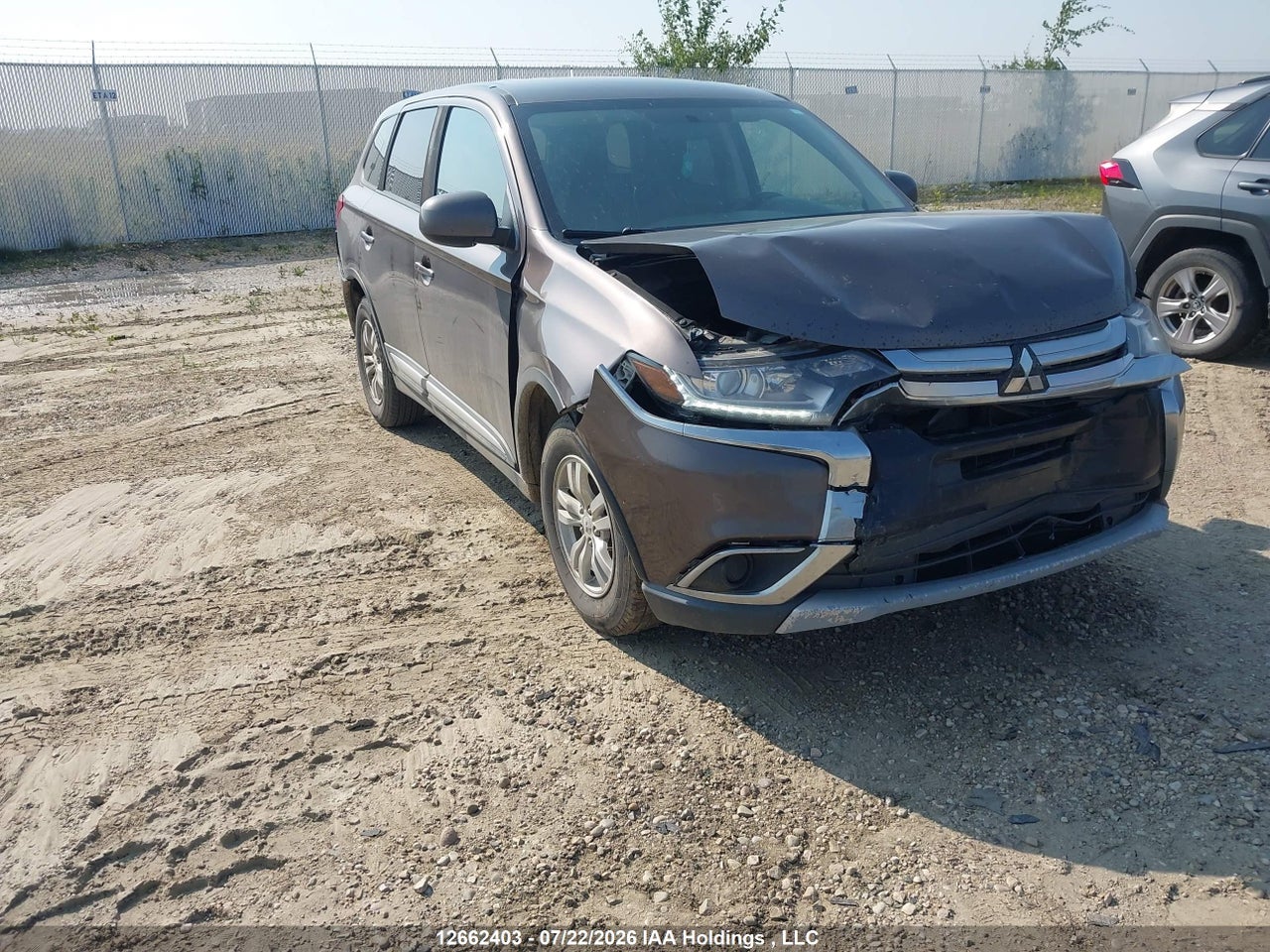 JA4AZ2A30JZ601821 · 2018 MITSUBISHI OUTLANDER ES