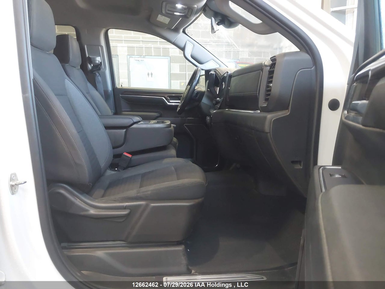 1GCPDDEK7PZ213859 · 2023 CHEVROLET SILVERADO K1500 LT · 5/24