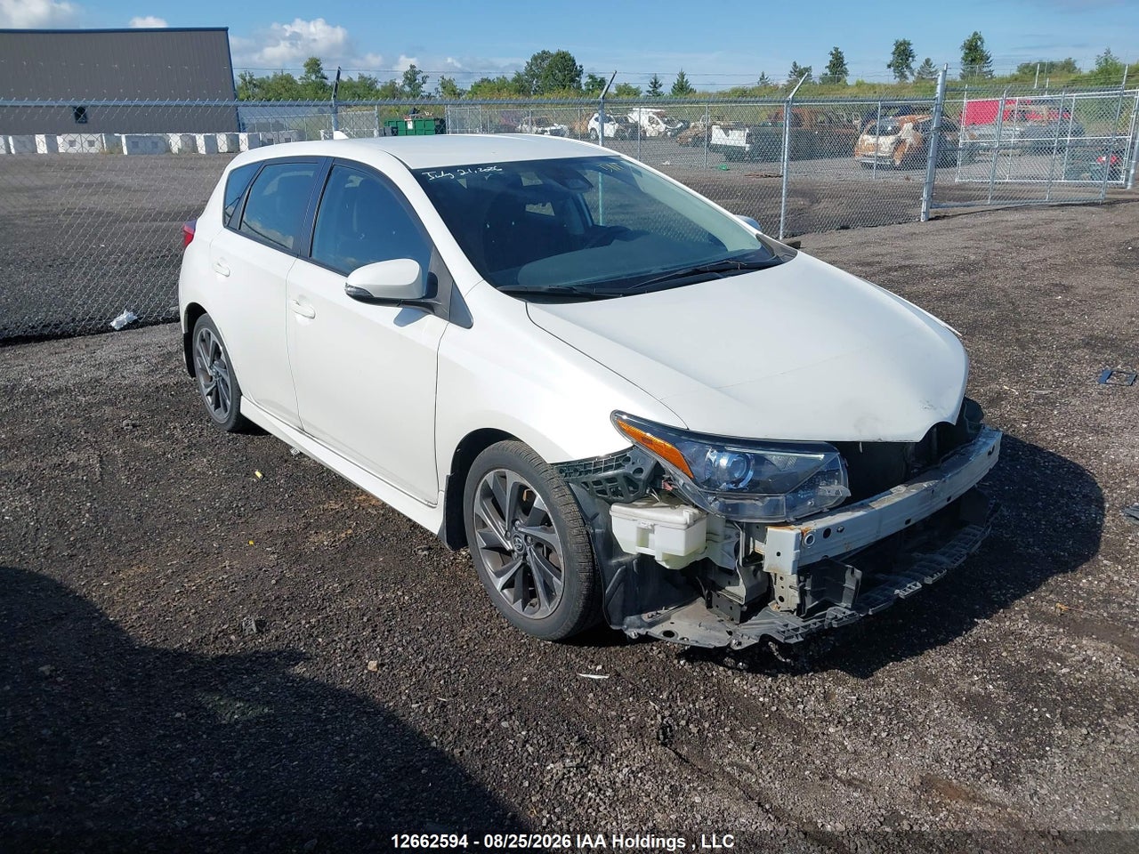 JTNKARJE5JJ563461 · 2018 TOYOTA COROLLA iM