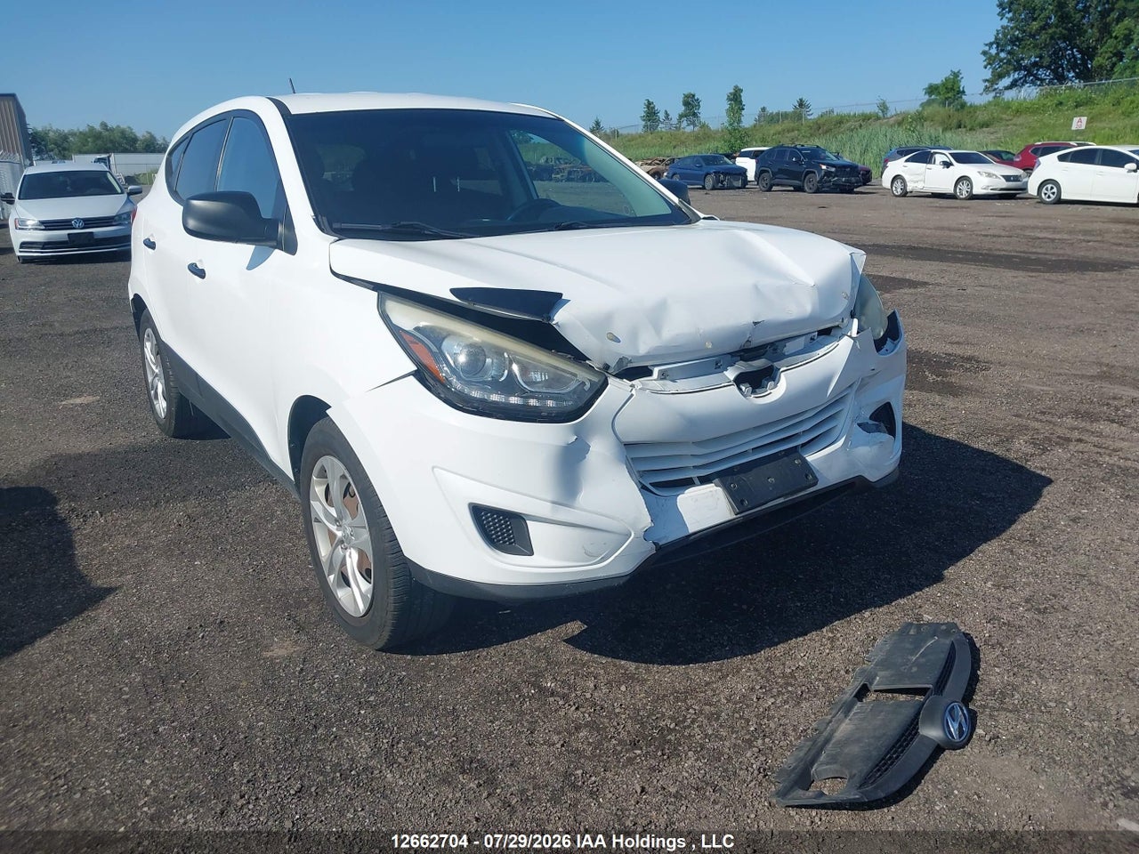 KM8JT3AFXFU097298 · 2015 HYUNDAI TUCSON GL
