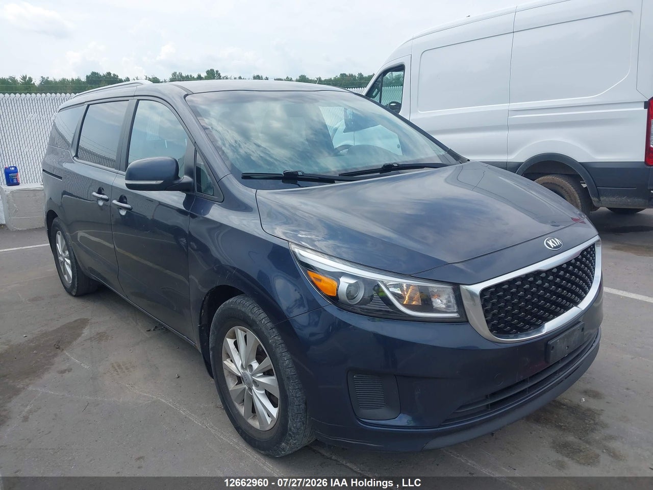 KNDMB5C1XF6054604 · 2015 KIA SEDONA LX