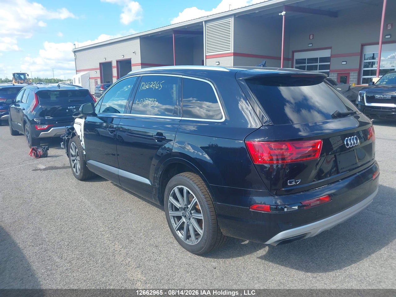 WA1LAAF77JD022733 · 2018 AUDI Q7 PREMIUM PLUS · 3/24