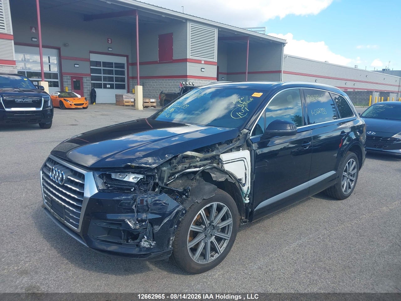 WA1LAAF77JD022733 · 2018 AUDI Q7 PREMIUM PLUS · 2/24