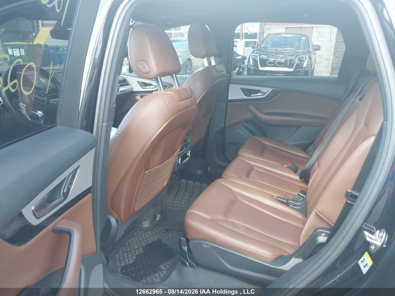 WA1LAAF77JD022733 · 2018 AUDI Q7 PREMIUM PLUS · 8/24
