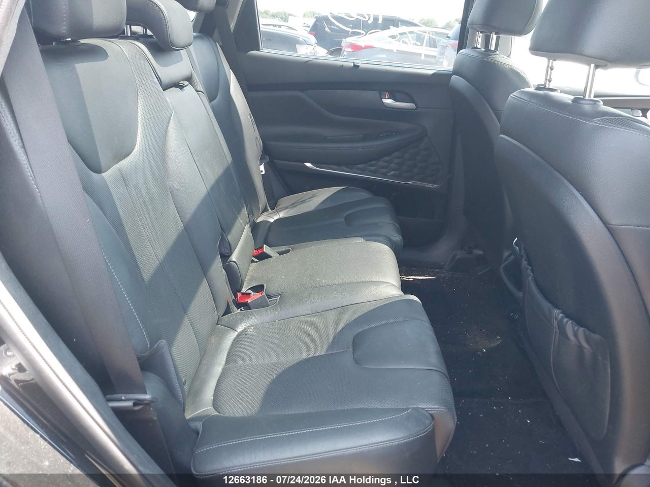 5NMS5CAA6LH160939 · 2020 HYUNDAI SANTA FE · 8/18