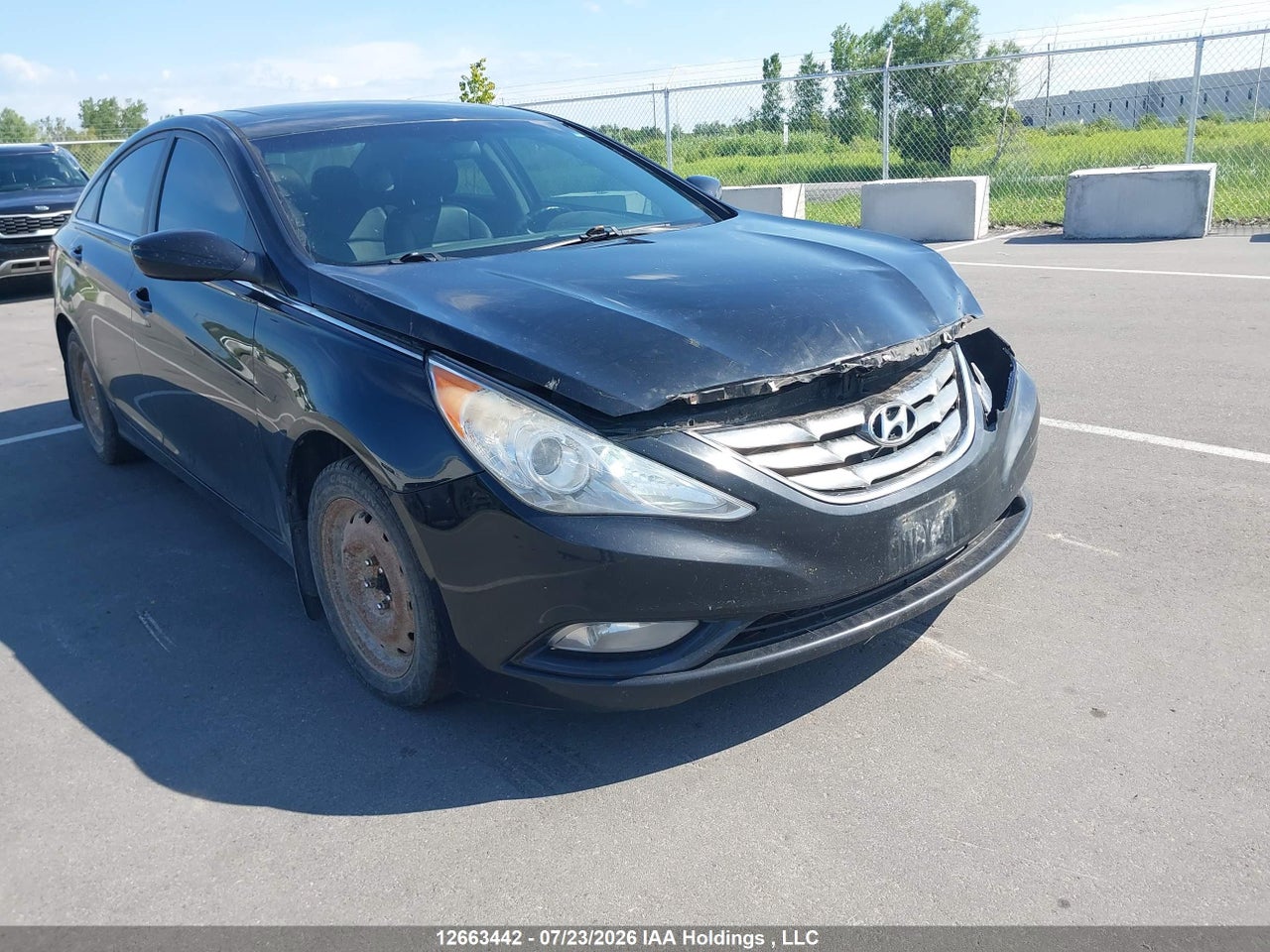 5NPEC4ACXDH542177 · 2013 HYUNDAI SONATA SE