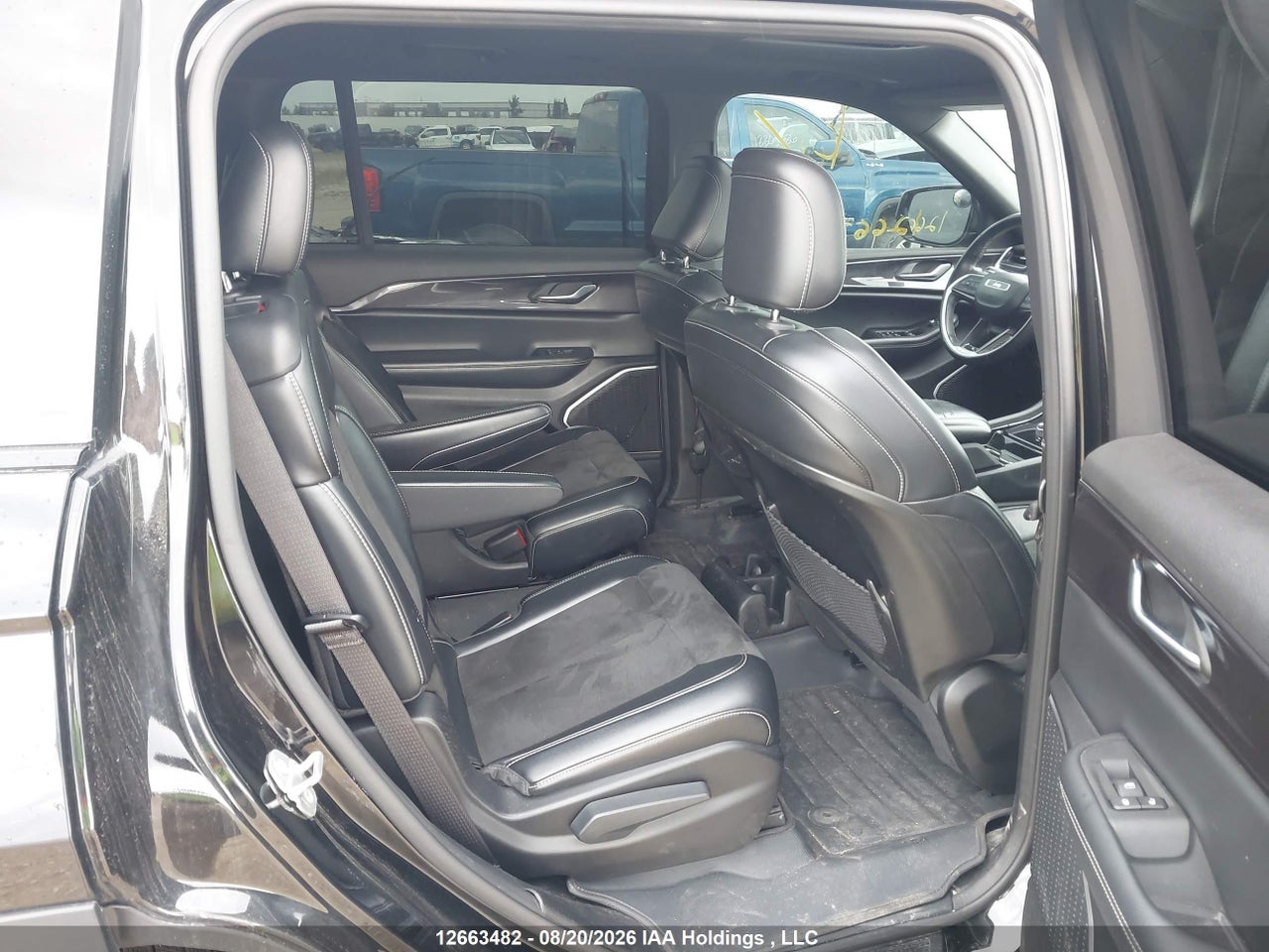 1C4RJKAG3M8127439 · 2021 JEEP GRAND CHEROKEE L ALTITUDE · 8/24