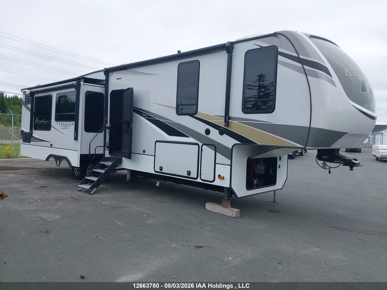 7M5FP4122NB****** · 2022 Alliance PARADIGM