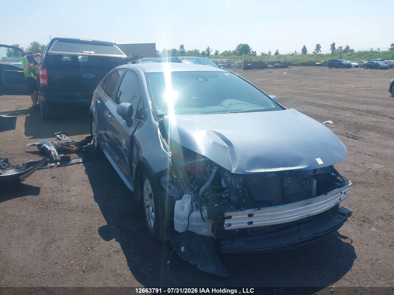 5YFBPMBEXNP305426 · 2022 TOYOTA COROLLA LE/XLE