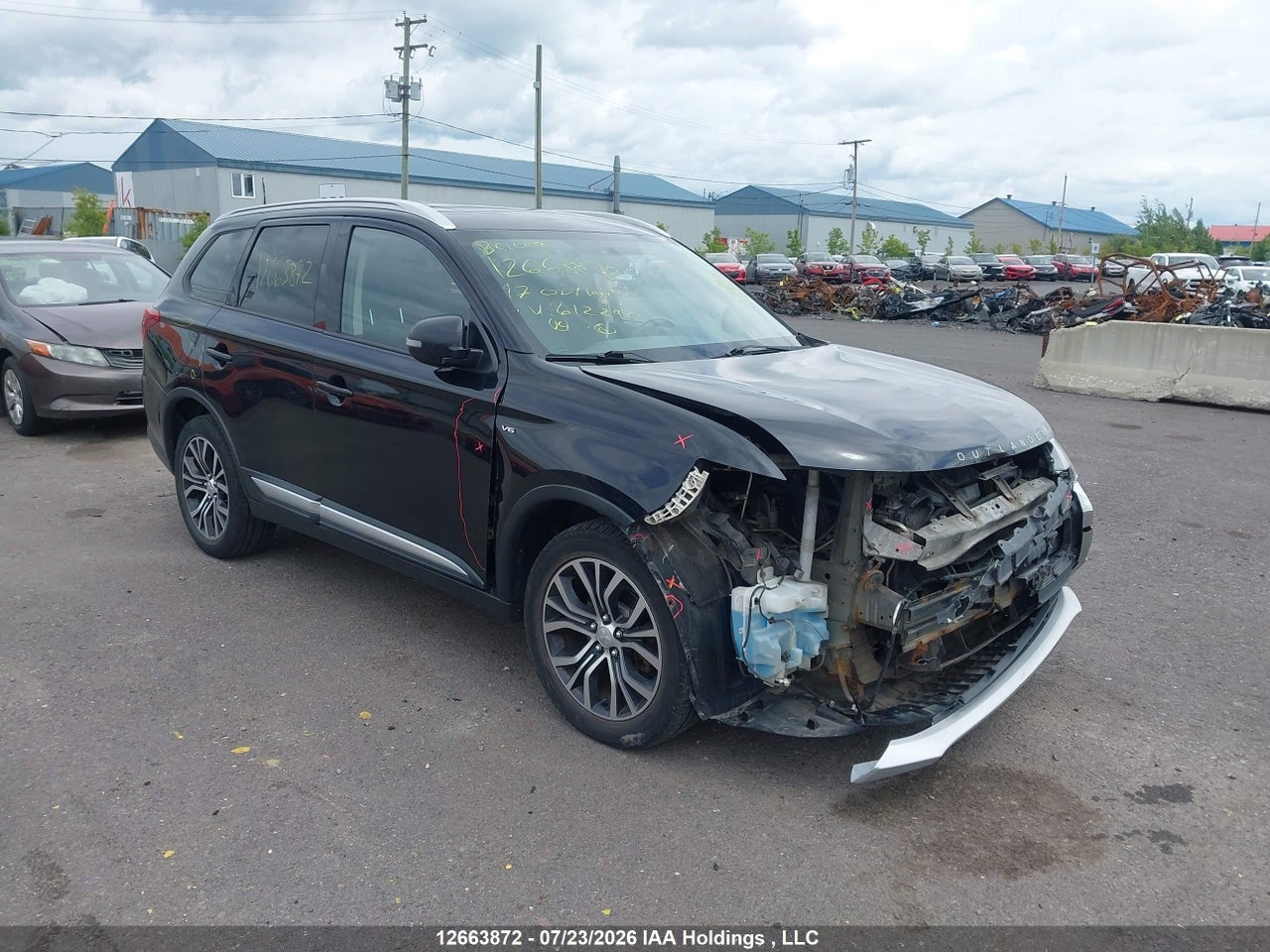 JA4JZ3AX2HZ612290 · 2017 MITSUBISHI OUTLANDER SE
