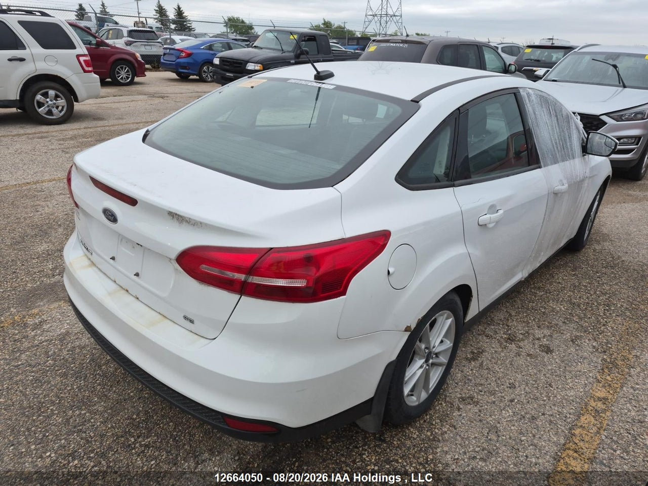 1FADP3F2XHL321096 · 2017 FORD FOCUS SE · 3/24
