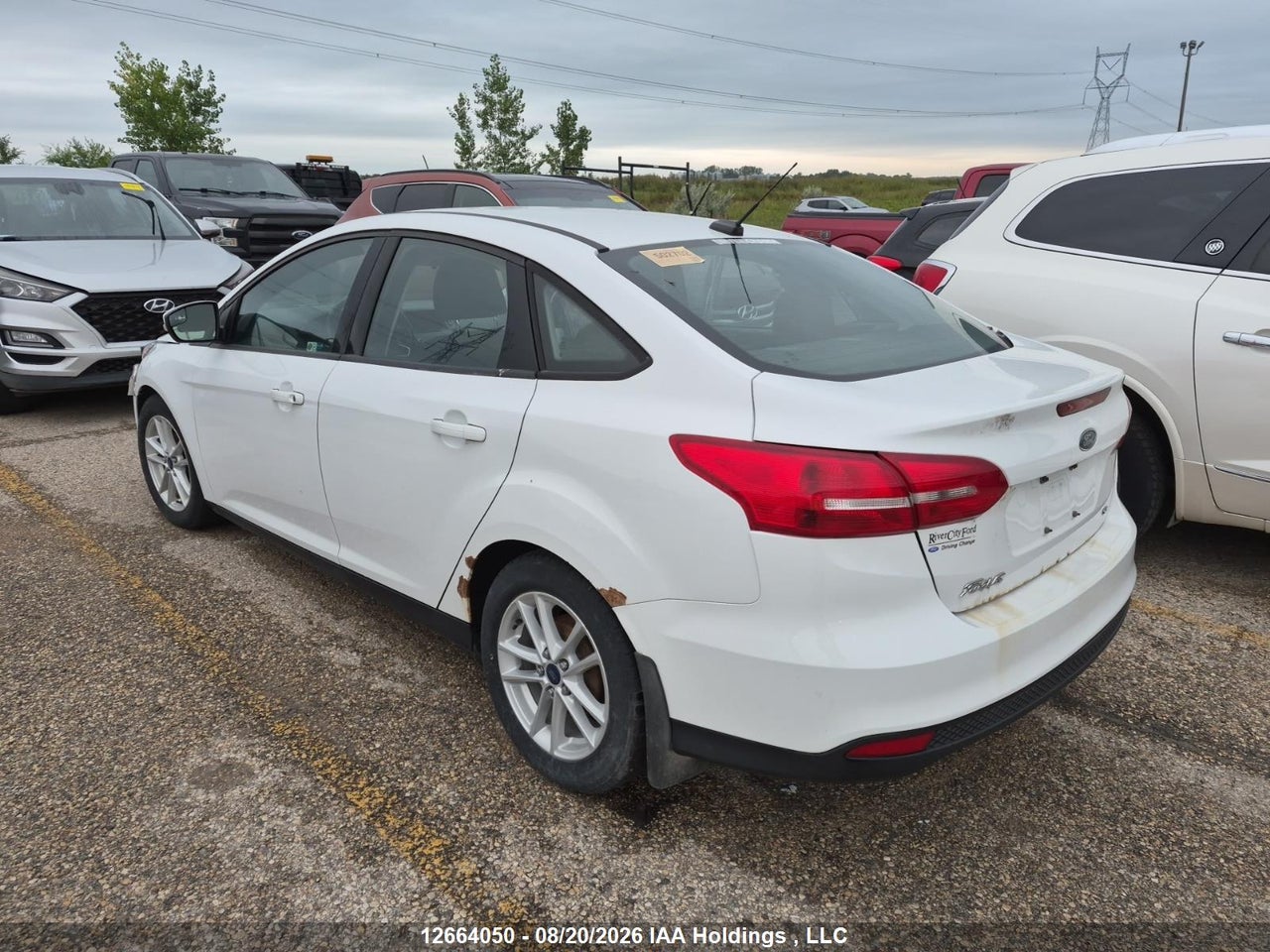 1FADP3F2XHL321096 · 2017 FORD FOCUS SE · 4/24
