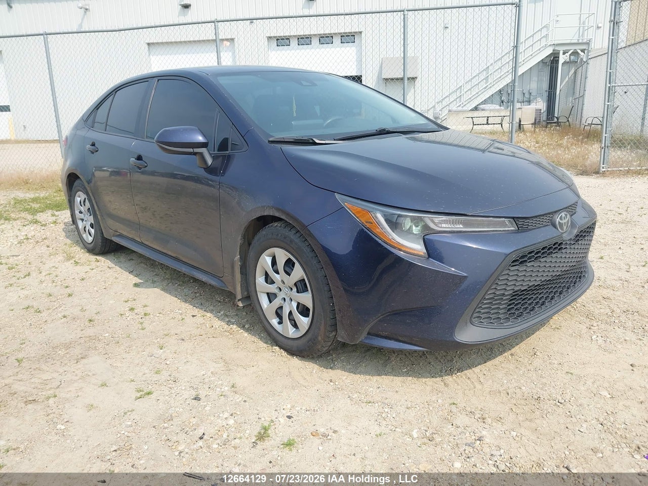 5YFBPMBE8NP347349 · 2022 TOYOTA COROLLA LE