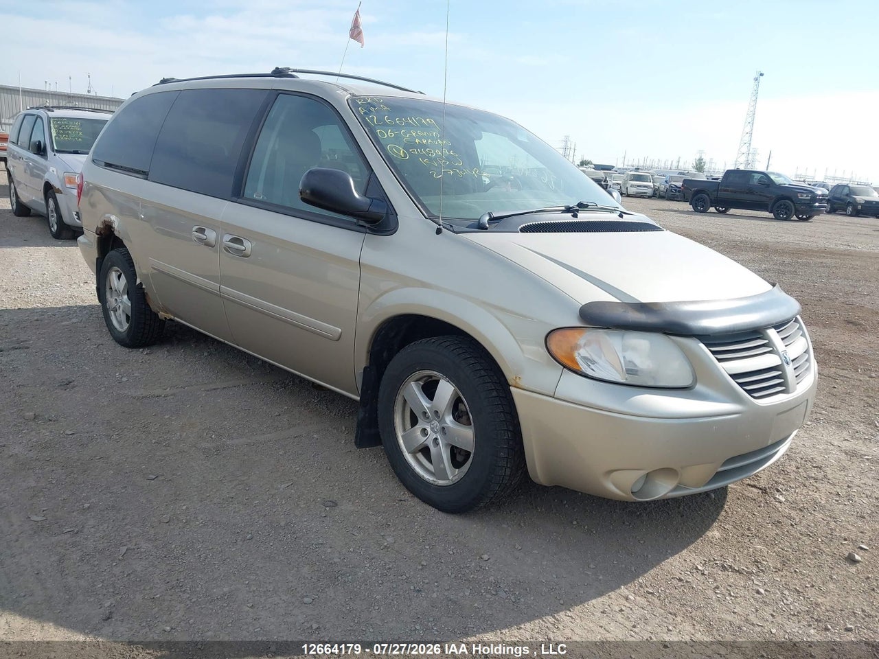 2D4GP44L56R748976 · 2006 DODGE GRAND CARAVAN SXT