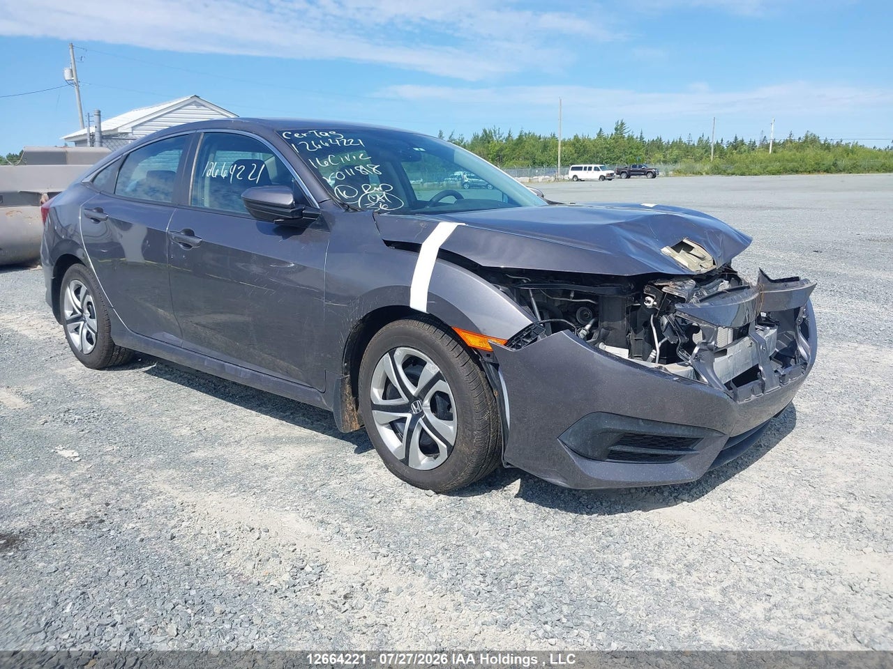 2HGFC2E54GH011818 · 2016 HONDA CIVIC LX