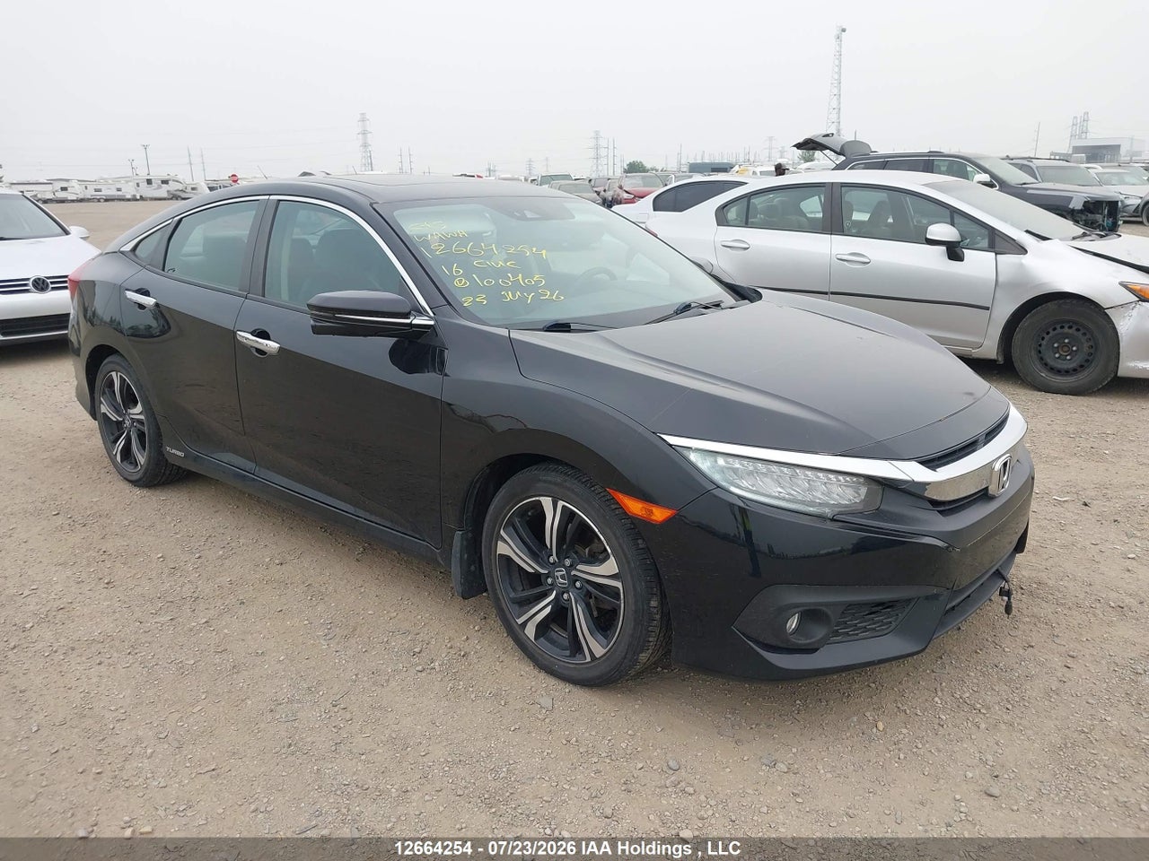 2HGFC1F93GH100405 · 2016 HONDA Civic touring