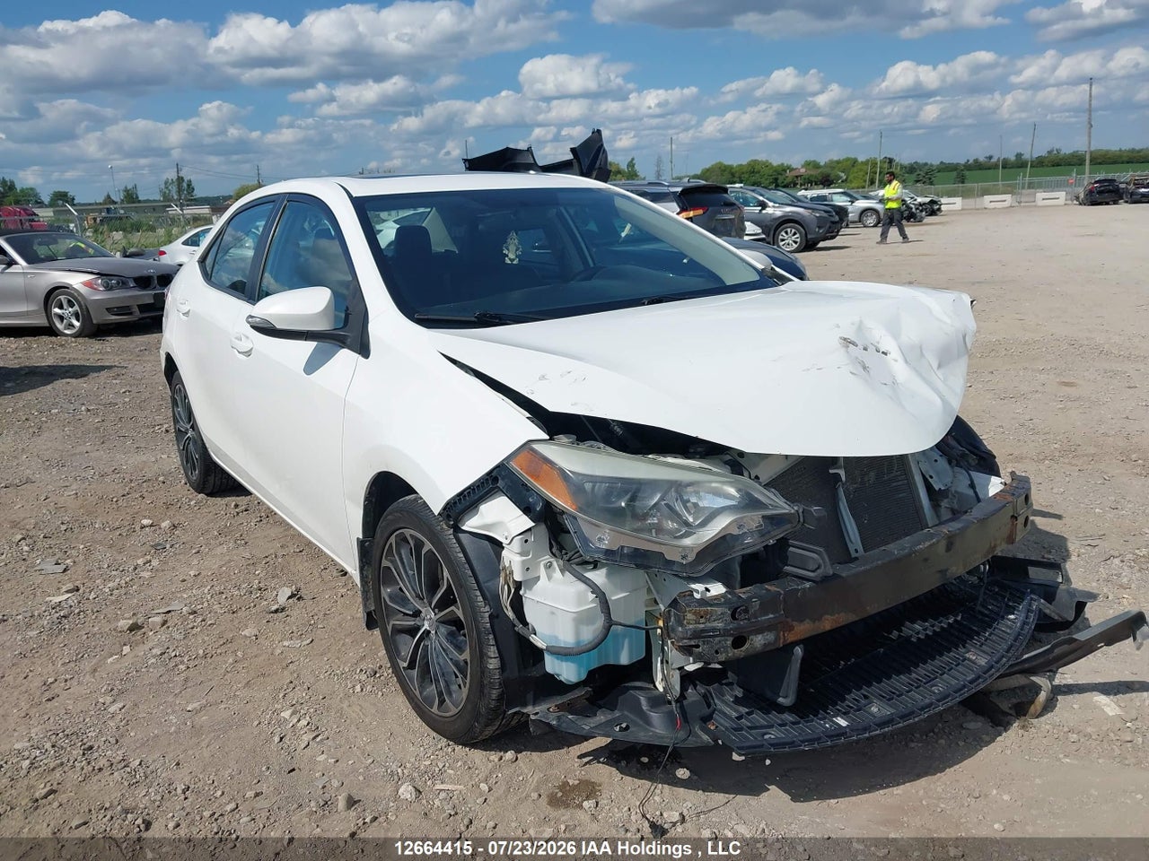 2T1BURHE3FC231815 · 2015 TOYOTA COROLLA L/LE/LE PLS/PRM/S/S PLS