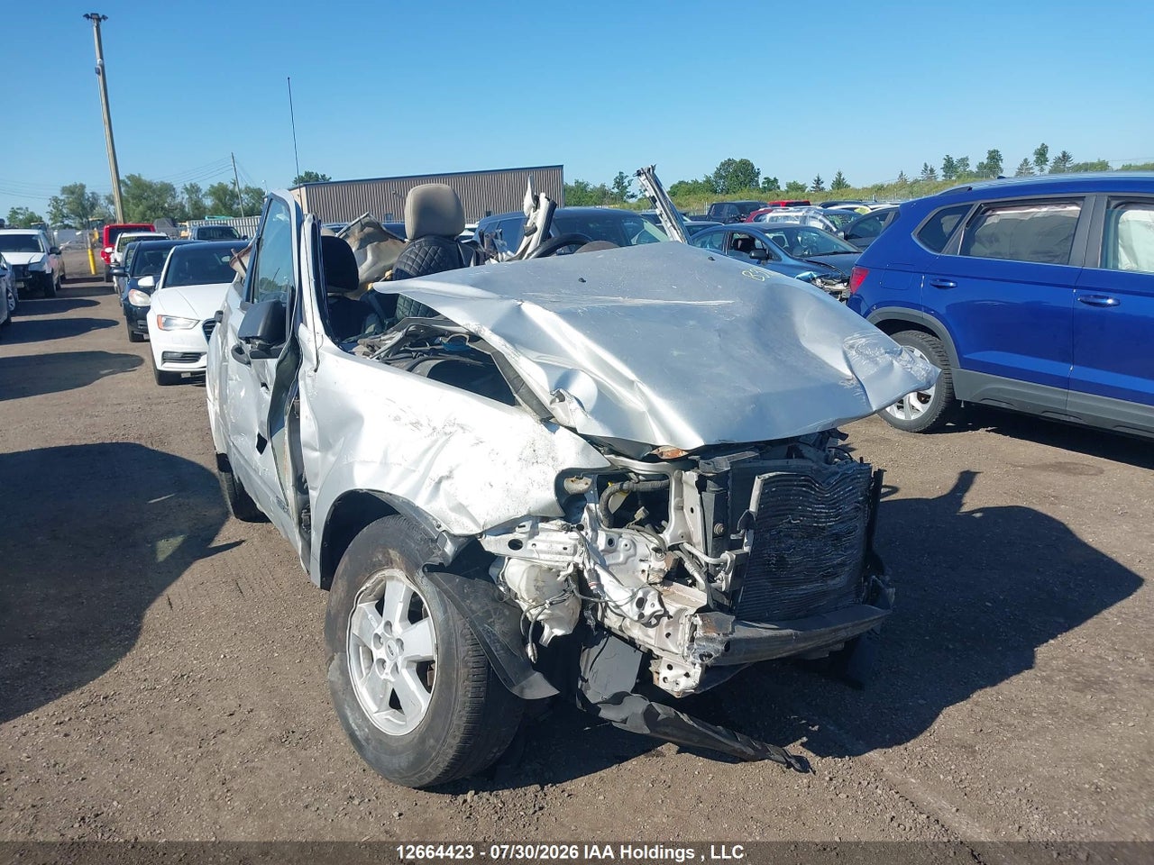 1FMCU03Z28KB32121 · 2008 FORD ESCAPE XLT