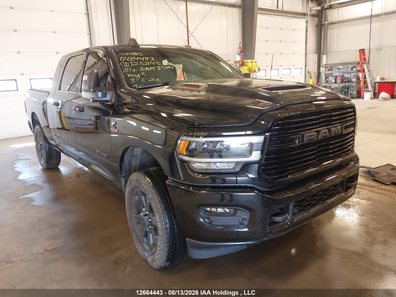 3C63R3ML2RG326245 · 2024 RAM 3500 LARAMIE