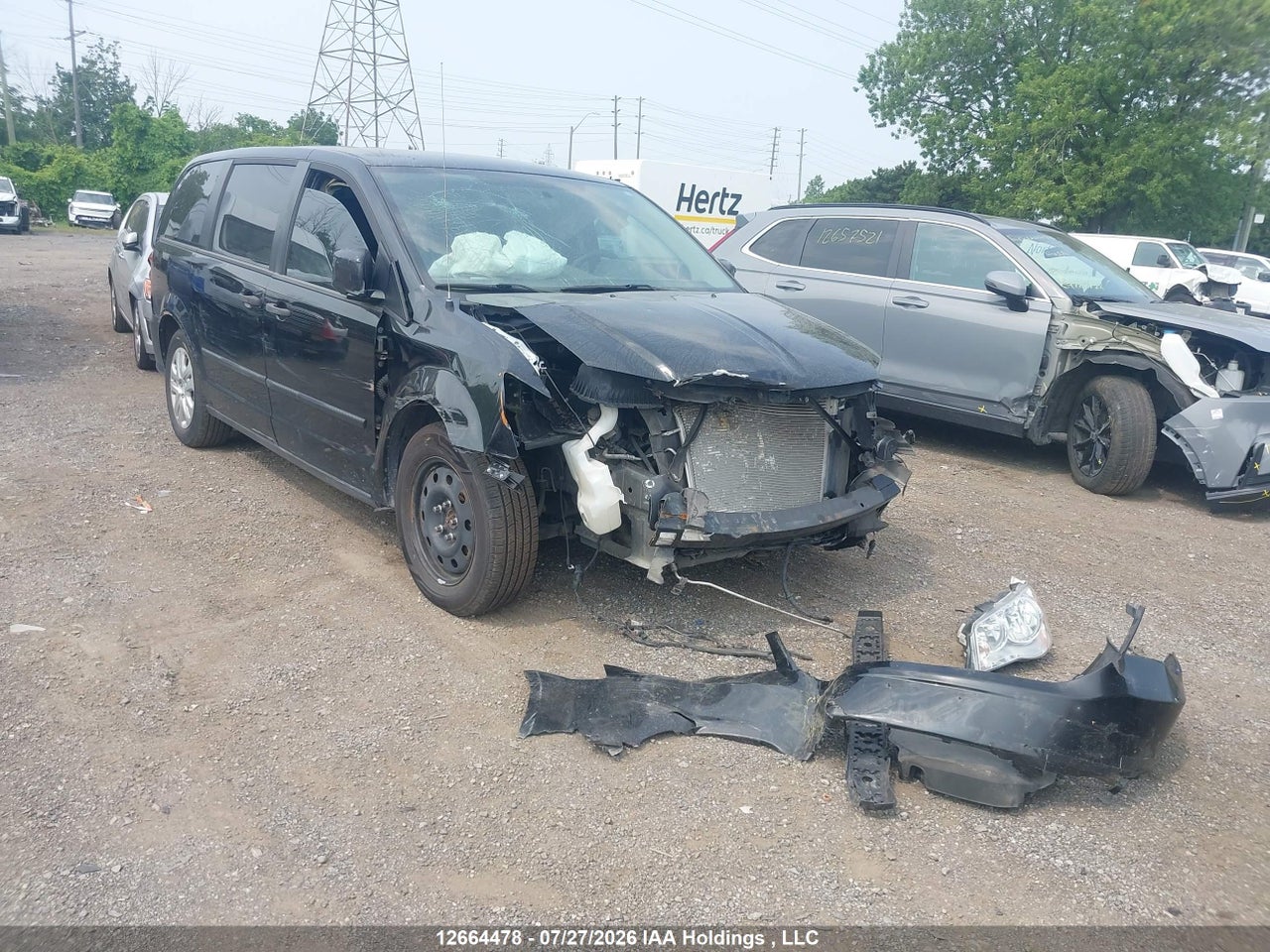 2C4RDGBG2GR391375 · 2016 DODGE GRAND CARAVAN SE