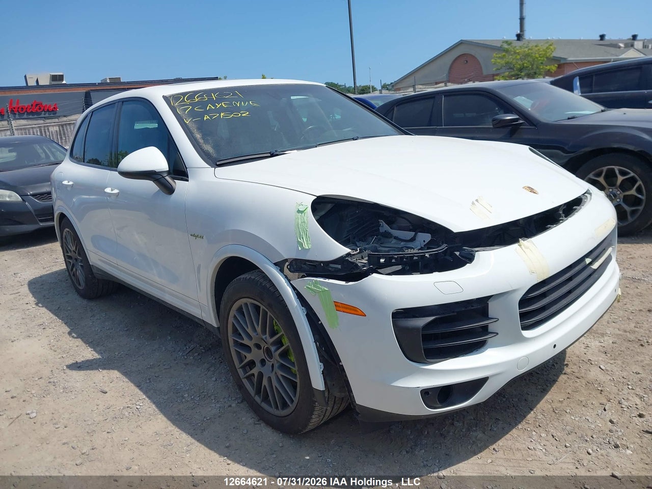 WP1AE2A20HLA71502 · 2017 PORSCHE CAYENNE SE HYBRID/PLATINUM