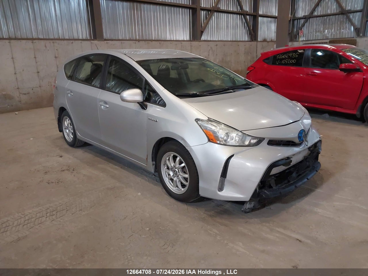 JTDZN3EU4HJ067924 · 2017 TOYOTA PRIUS V
