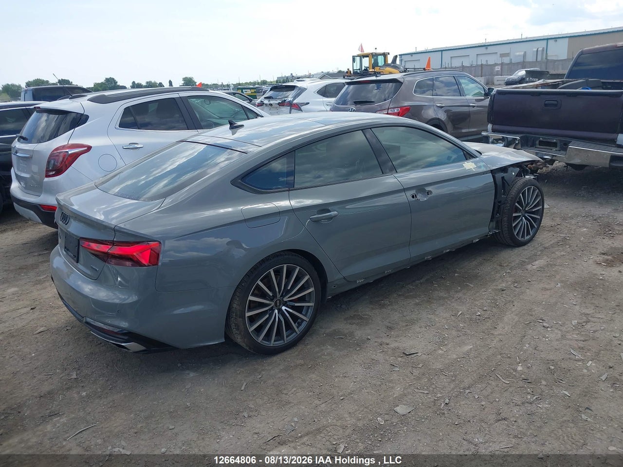 WAUFACF53NA020835 · 2022 AUDI A5 45 PROGRESSIV · 4/18