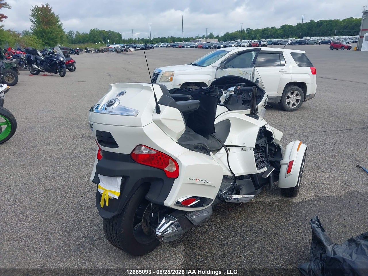 2BXNBDD15EV008707 · 2014 CAN-AM SPYDER ROADSTER RT/RTS/RT LIMITED · 4/24