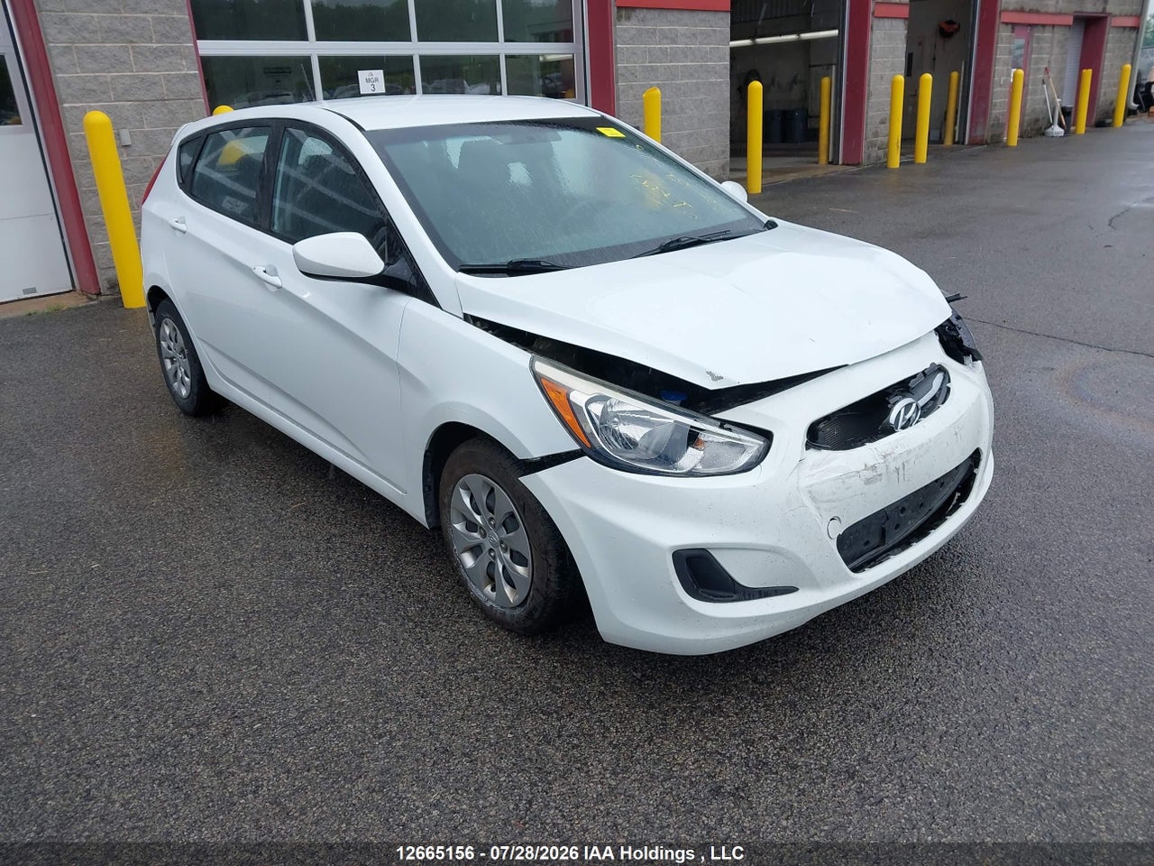 KMHCT5AE1GU273989 · 2016 HYUNDAI ACCENT SE