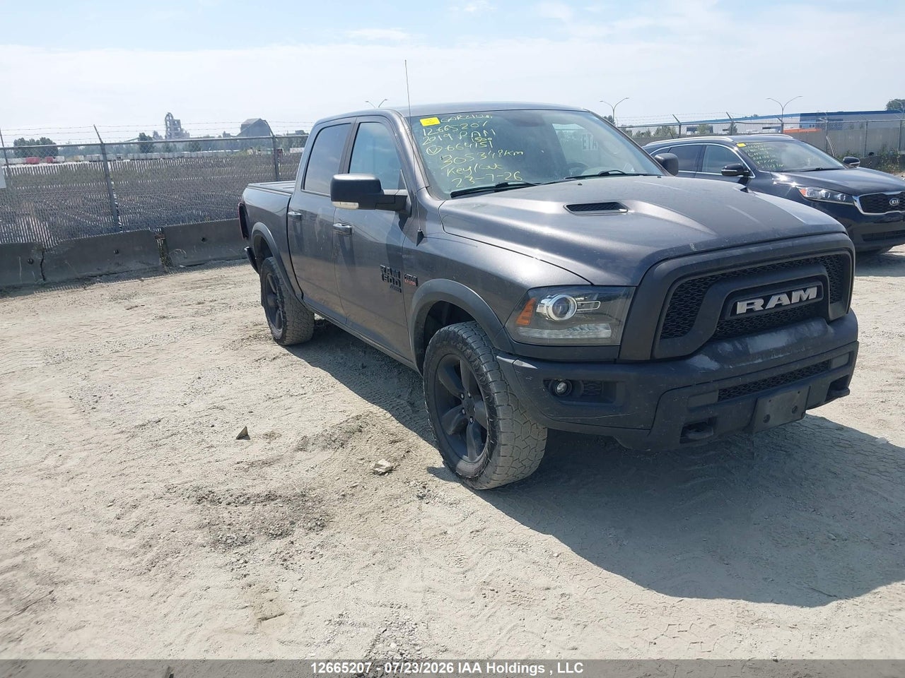 1C6RR7LT4KS664151 · 2019 RAM 1500 CLASSIC SLT
