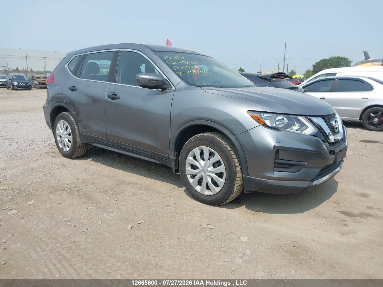 5N1AT2MV8HC763404 · 2017 NISSAN ROGUE S/SL PLATINUM/SV