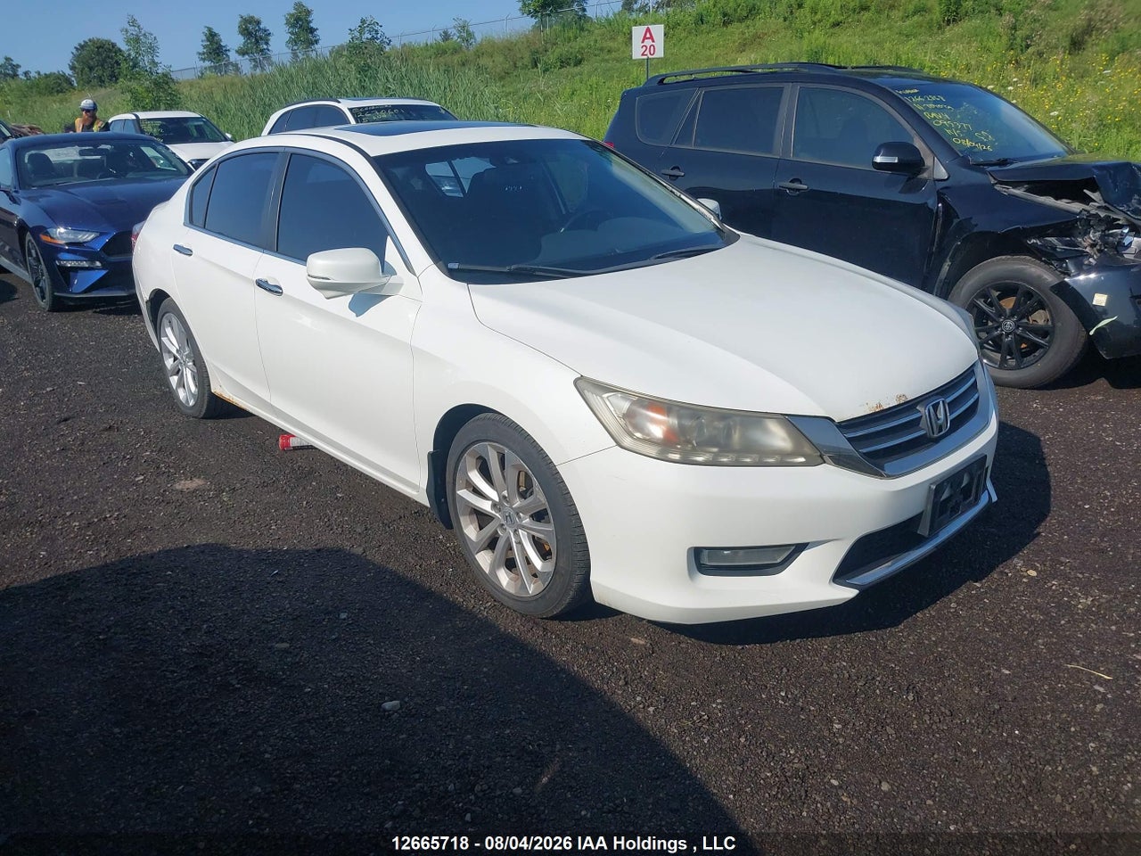 1HGCR2F9XDA801637 · 2013 HONDA ACCORD TOURING