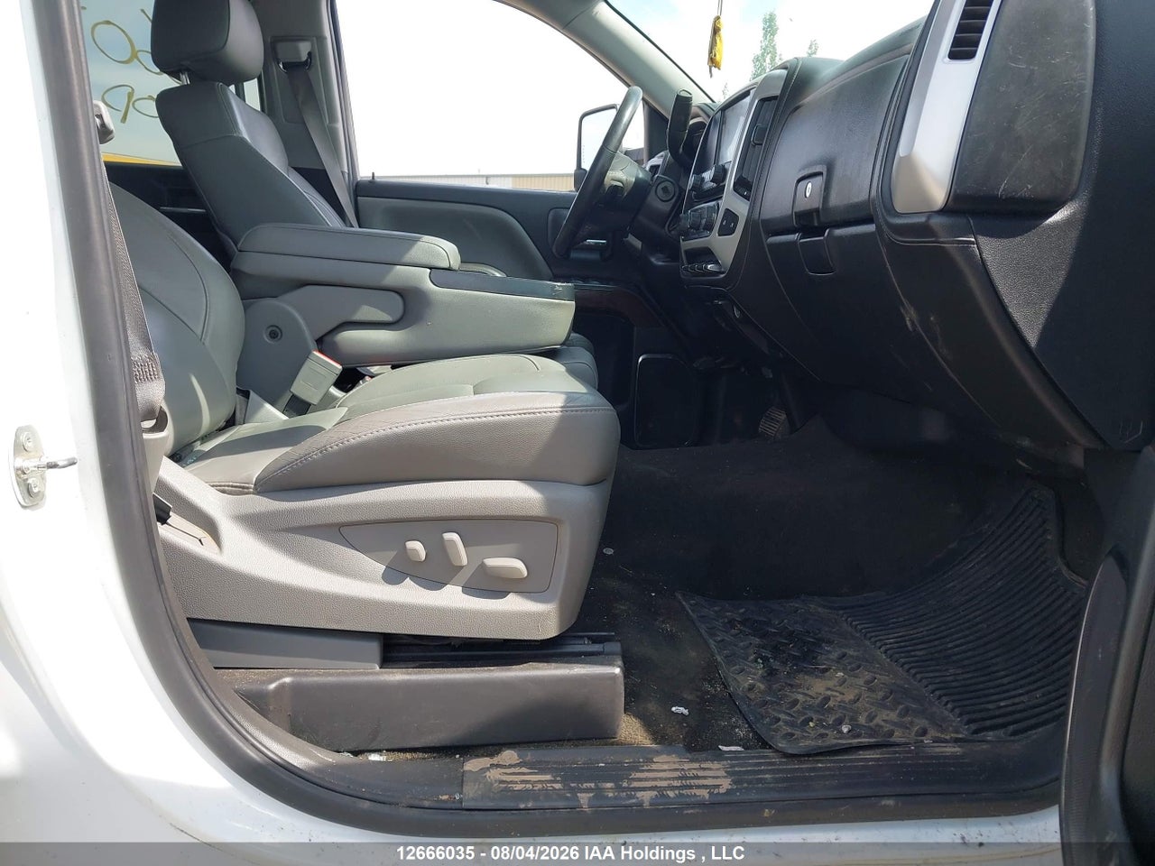 3GTU2VEC9FG450911 · 2015 GMC SIERRA 1500 SLT · 5/19