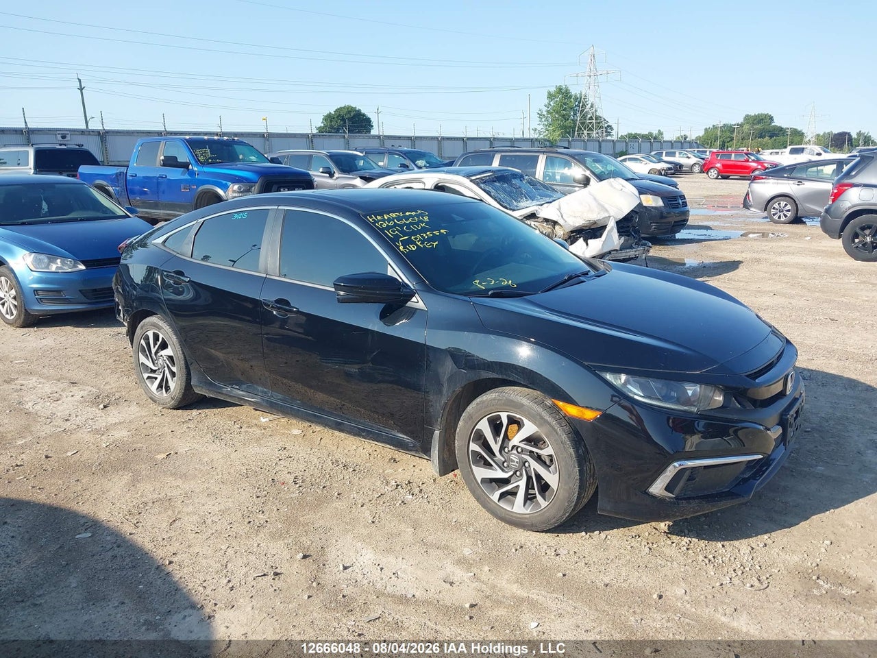 2HGFC2F77KH013555 · 2019 HONDA CIVIC EX