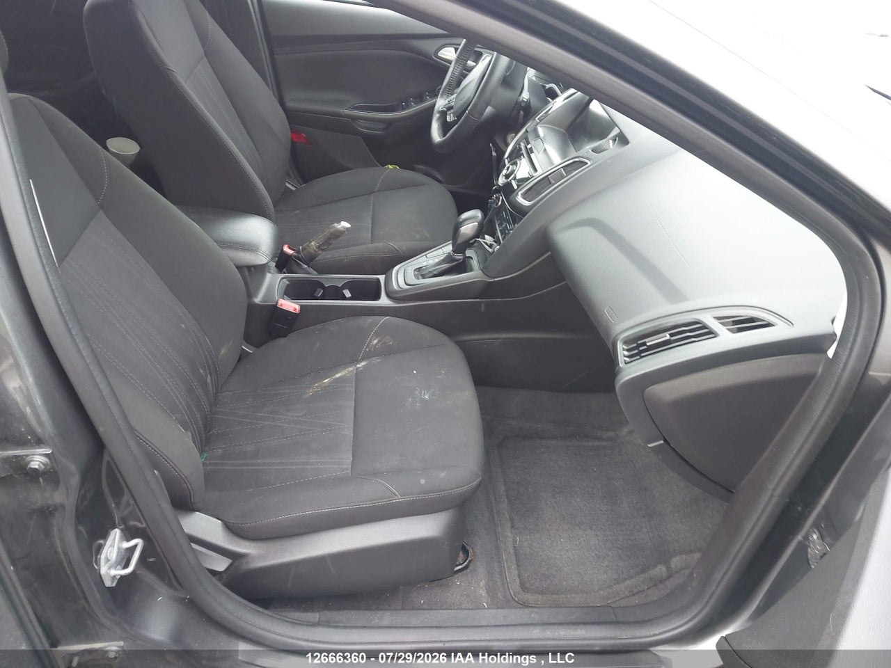 1FADP3M28JL263272 · 2018 FORD FOCUS SEL · 5/22