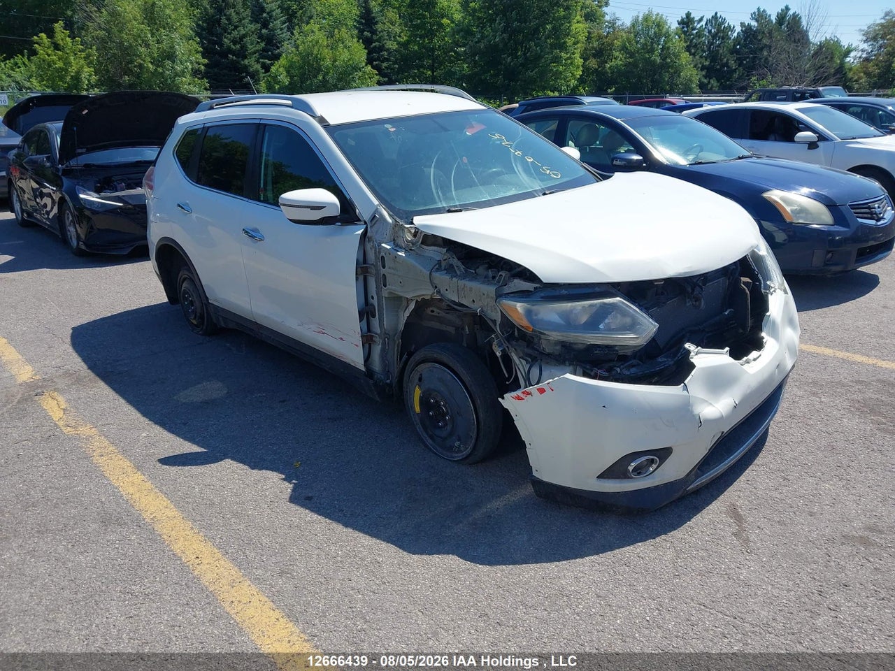 5N1AT2MTXGC884707 · 2016 NISSAN ROGUE S/SL/SV