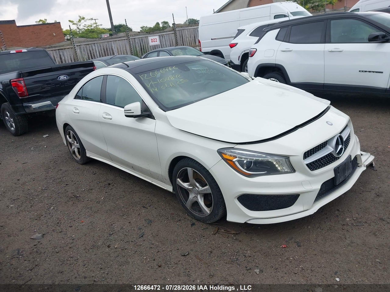 WDDSJ4EB8EN104842 · 2014 MERCEDES BENZ CLA 250