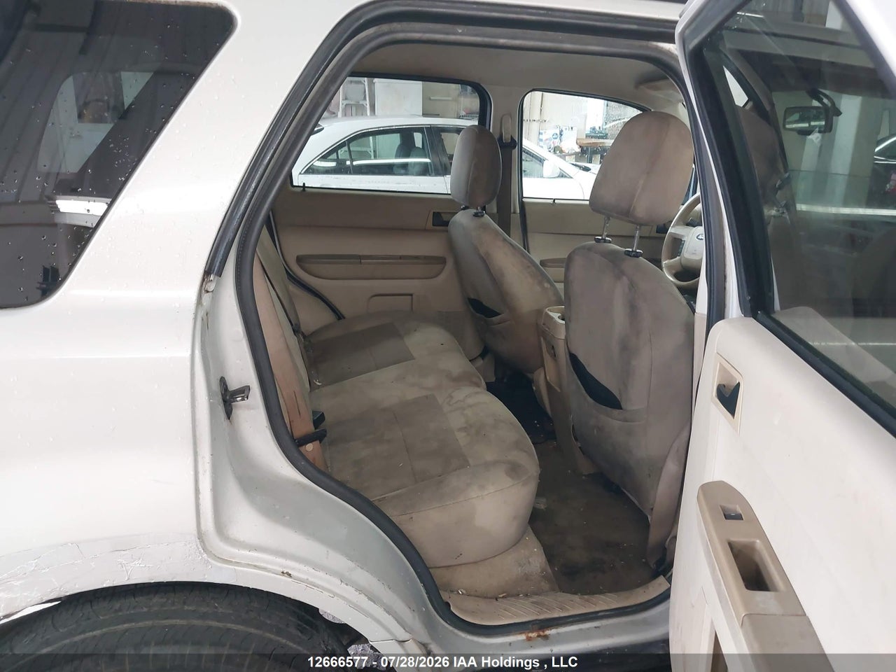 1FMCU03178KC78606 · 2008 FORD ESCAPE XLT · 8/22