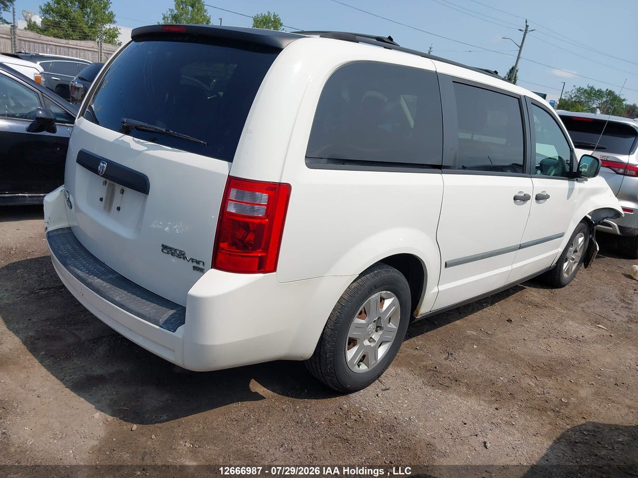2D4RN4DEXAR363597 · 2010 DODGE GRAND CARAVAN SE · 4/17