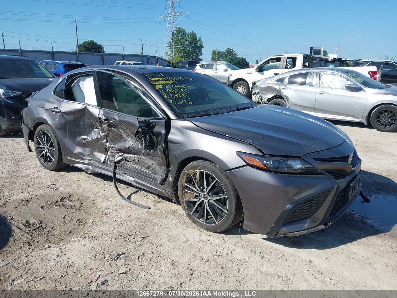 2021 TOYOTA CAMRY SE