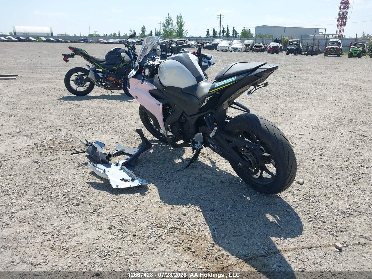 MH3RH15N5HK001088 · 2017 YAMAHA YZFR3 A · 3/24