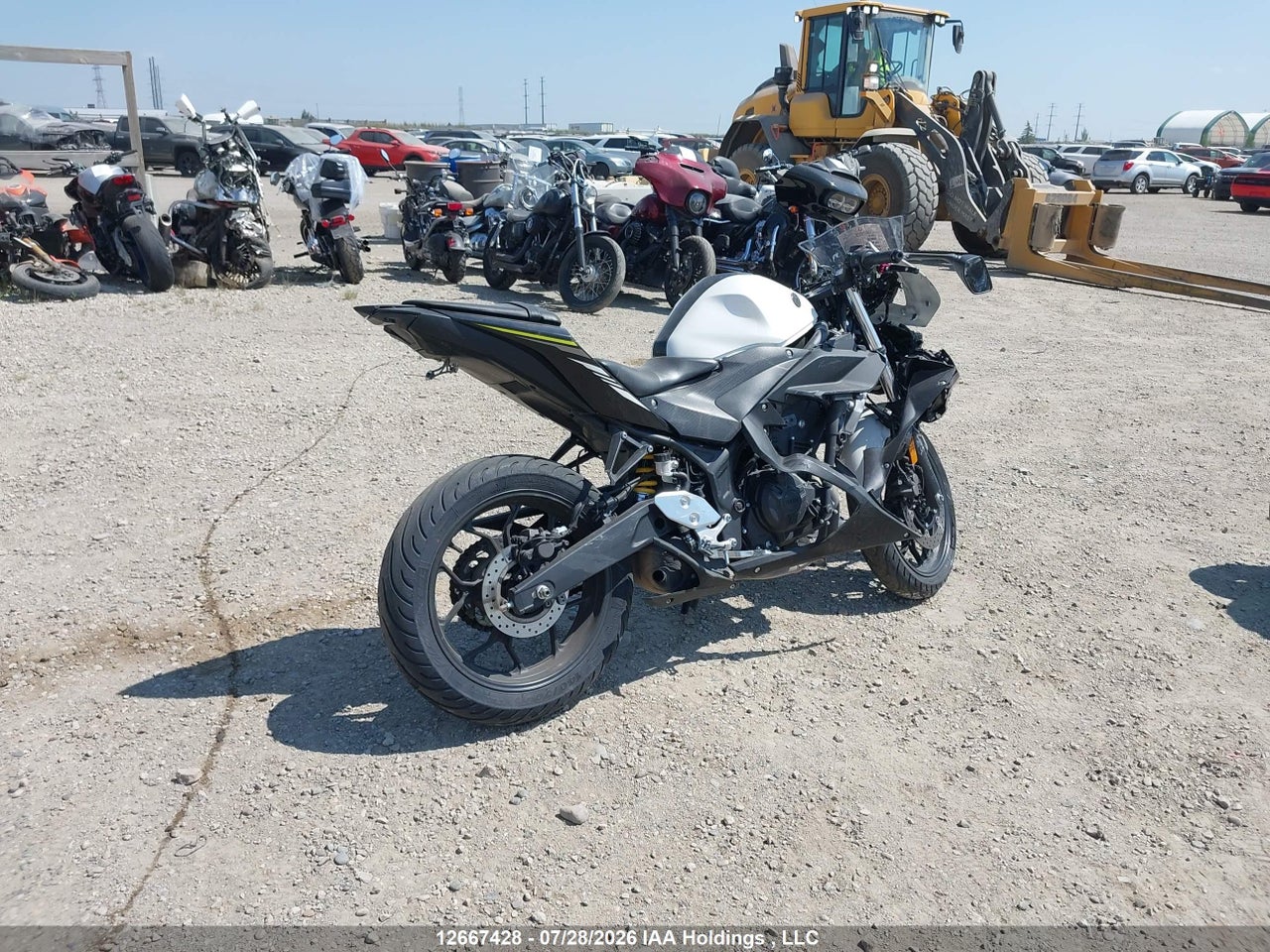 MH3RH15N5HK001088 · 2017 YAMAHA YZFR3 A · 4/24
