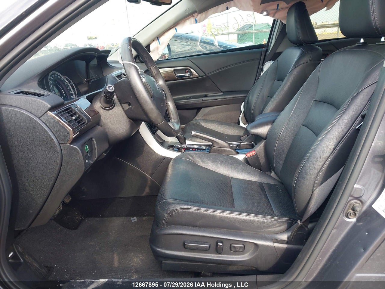 1HGCR2F06HA800279 · 2017 HONDA ACCORD EX · 5/19