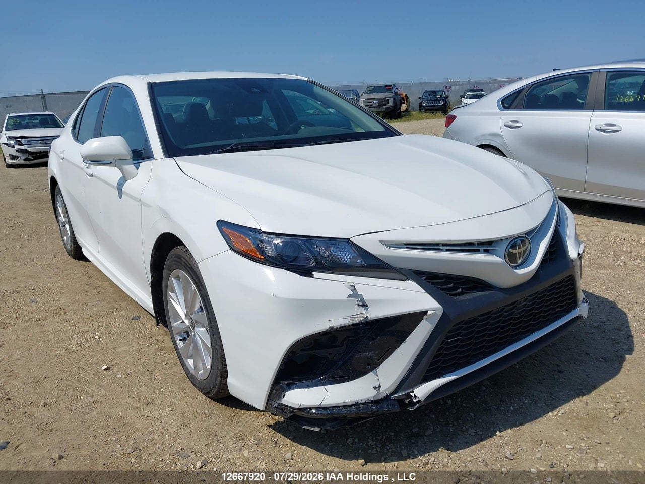 4T1G11AK6RU207219 · 2024 TOYOTA CAMRY SE