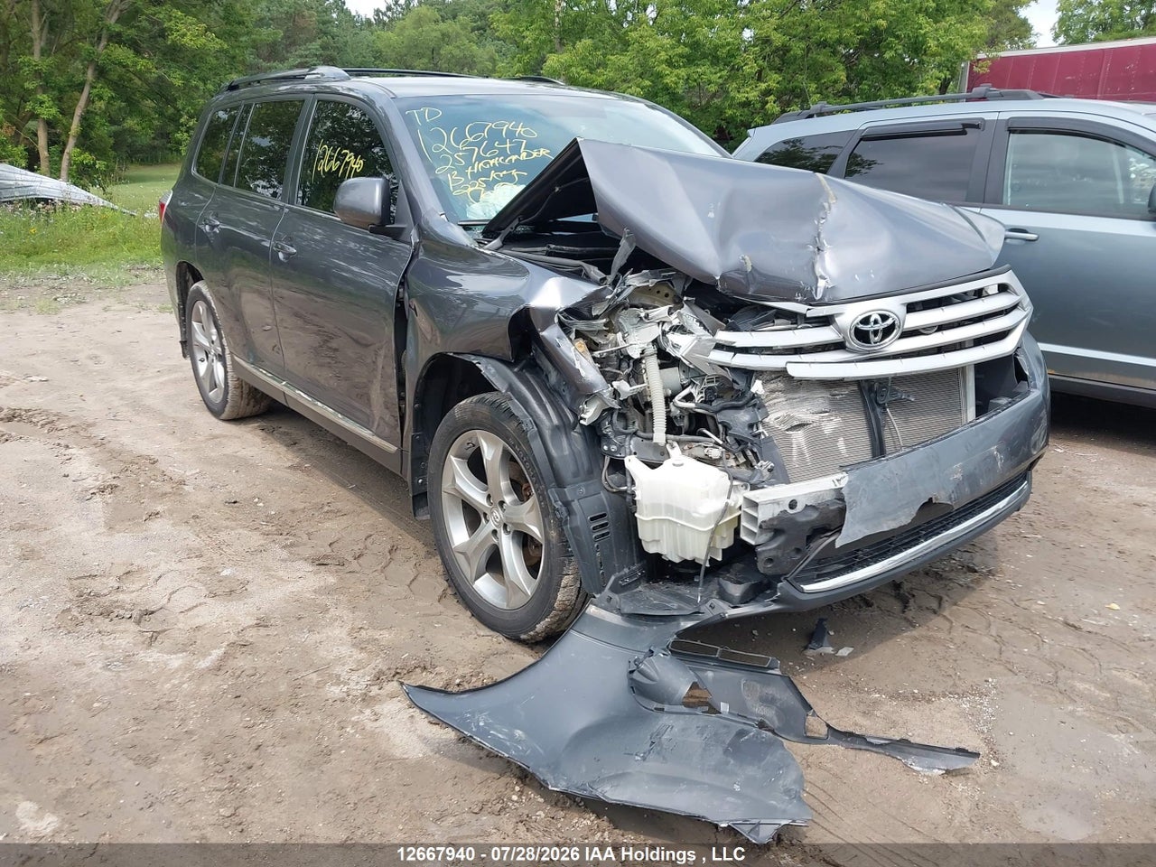 5TDBK3EH9DS257647 · 2013 TOYOTA HIGHLANDER V6