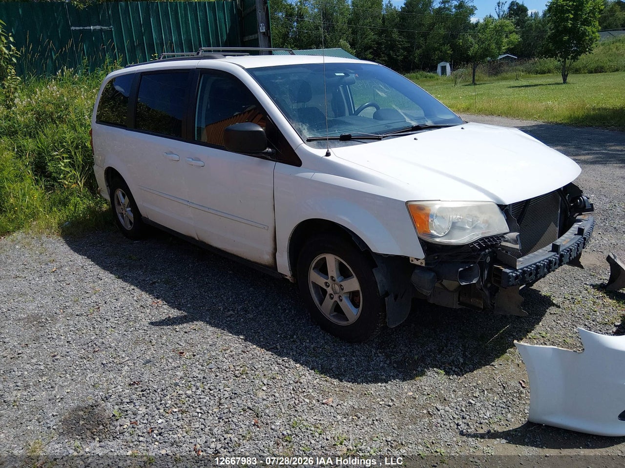2C4RDGBG5DR500729 · 2013 DODGE GRAND CARAVAN SE/SXT