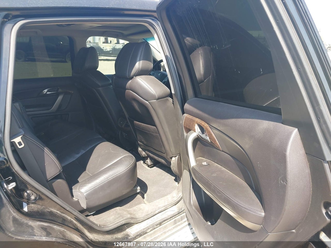 2HNYD2H76AH002573 · 2010 ACURA MDX · 8/20