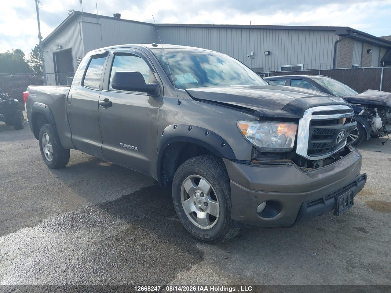 5TFUM5F18BX020154 · 2011 TOYOTA TUNDRA SR5 4.6L V8