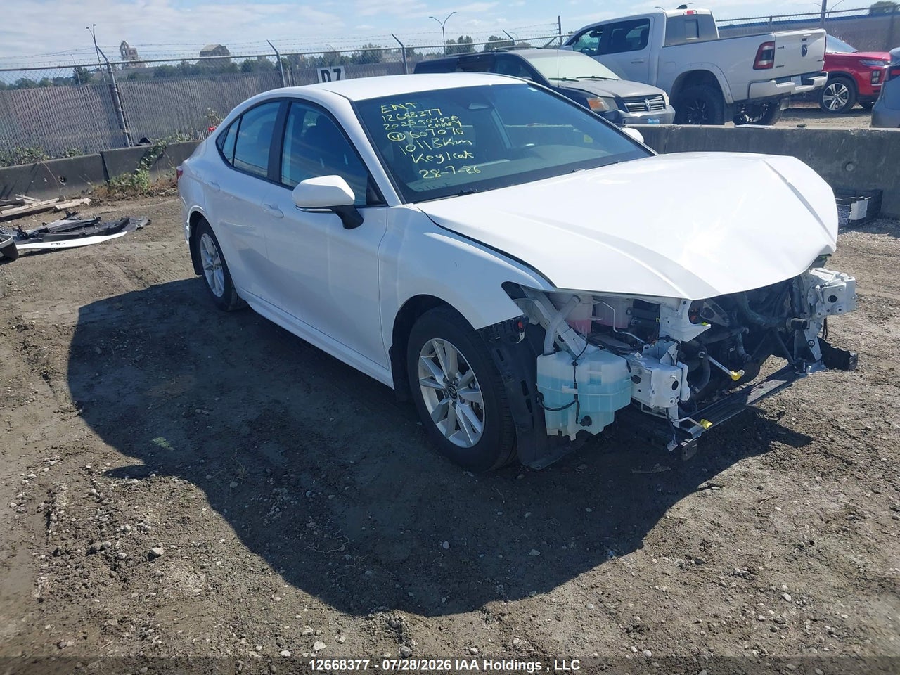 4T1DAACK8SU607076 · 2025 TOYOTA CAMRY XSE/XLE/LE/SE