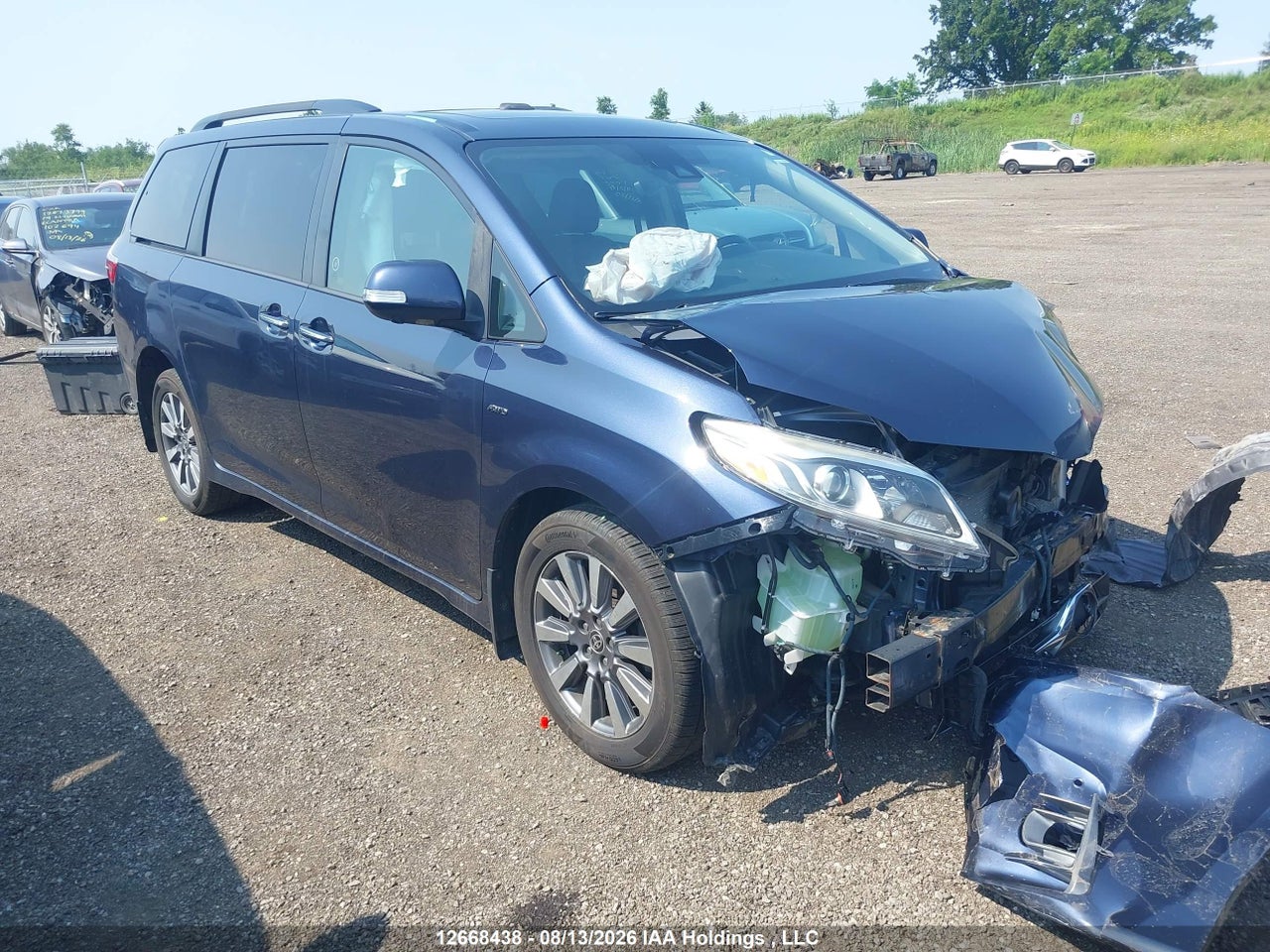 5TDDZ3DC5LS245410 · 2020 TOYOTA SIENNA XLE 7-PASSENGER